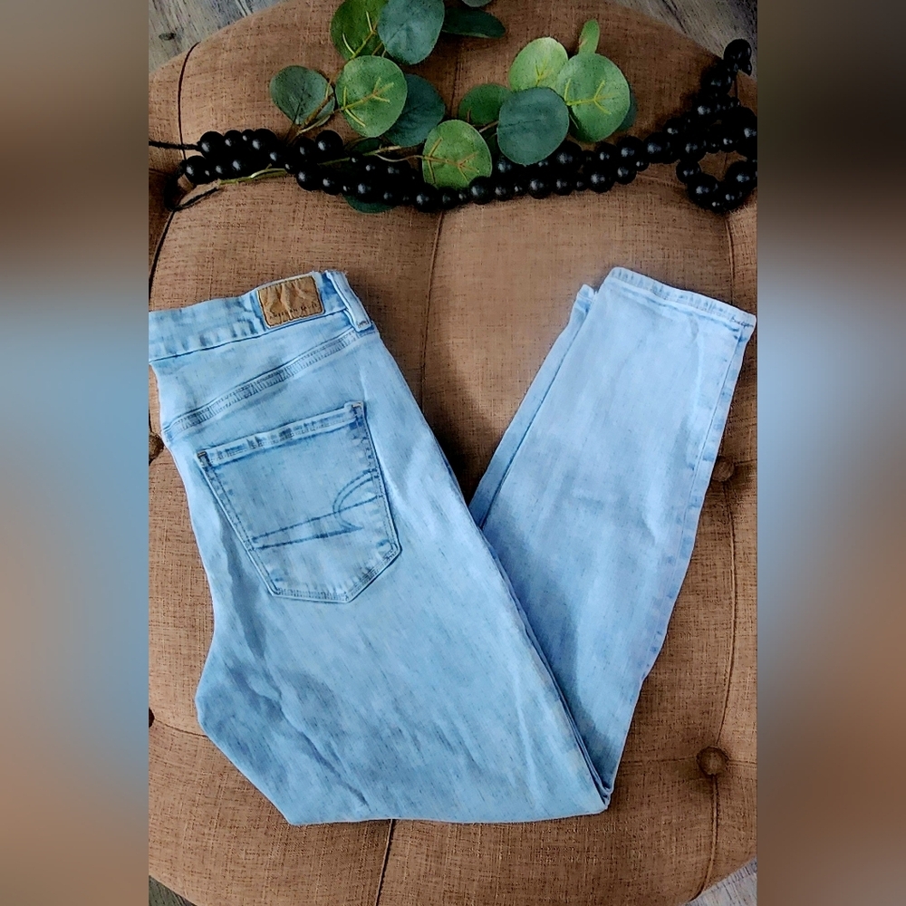 AE American Eagle Outfitters Curvy High Rise Jegging Jeans